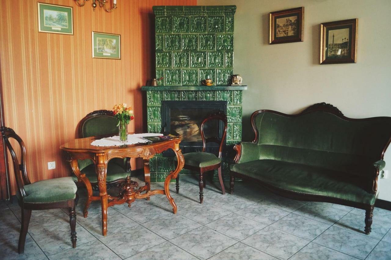 Bed and Breakfast Dwor Dluzniewo Экстерьер фото